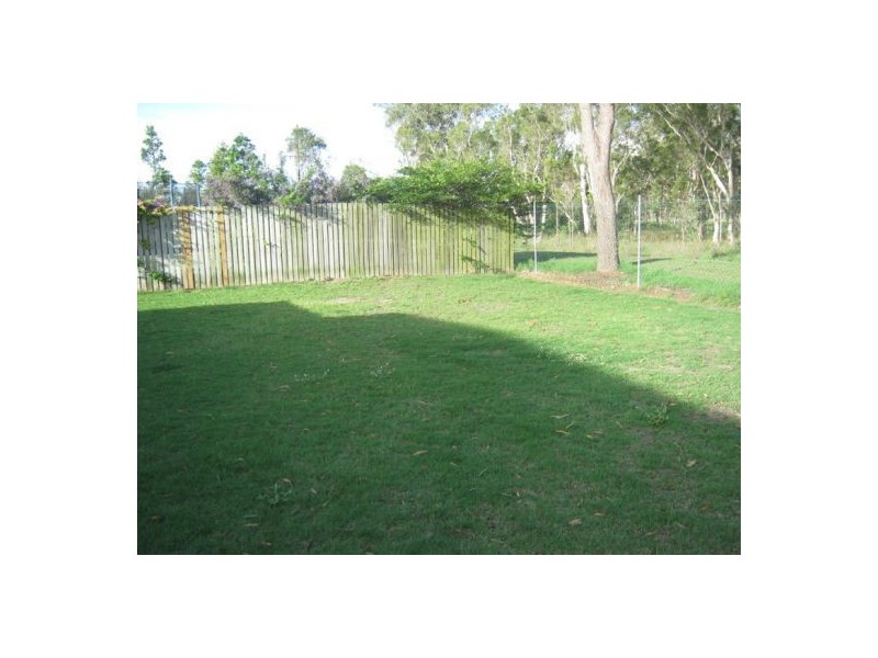 7 Figbird Close, Eli Waters QLD 4655