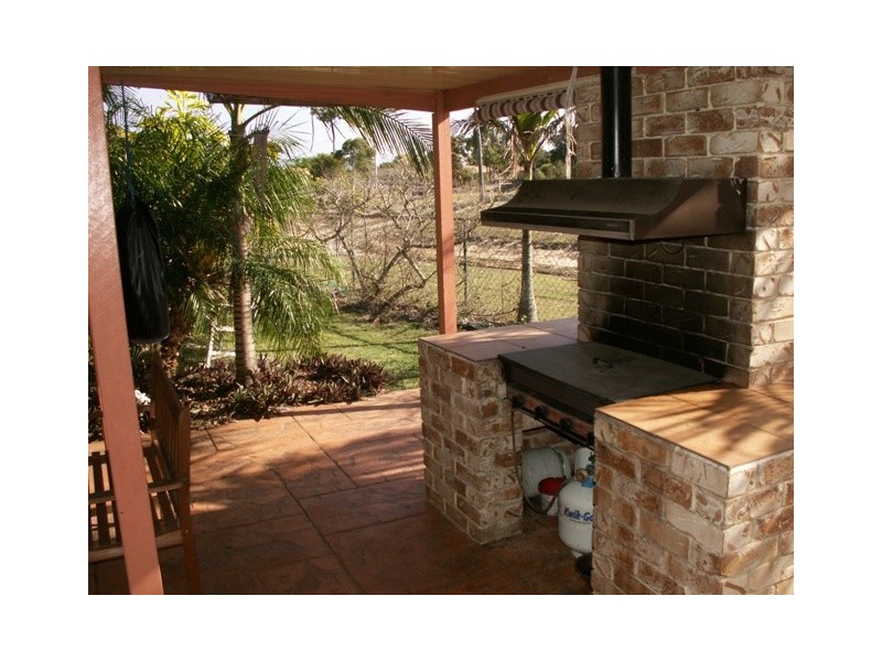 Eli Waters QLD 4655