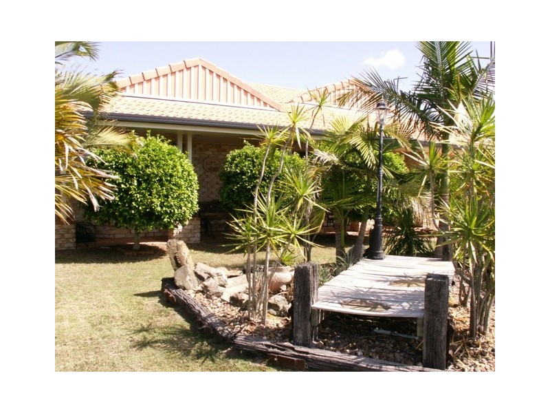 Eli Waters QLD 4655
