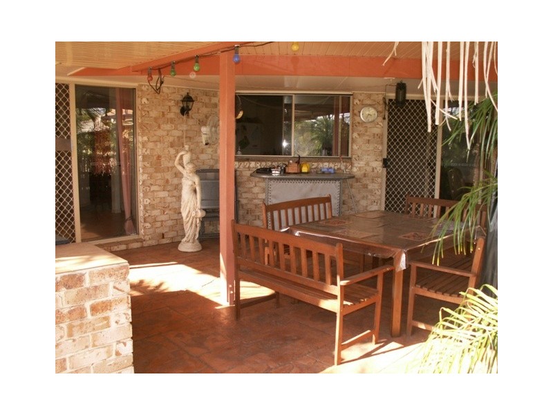 Eli Waters QLD 4655
