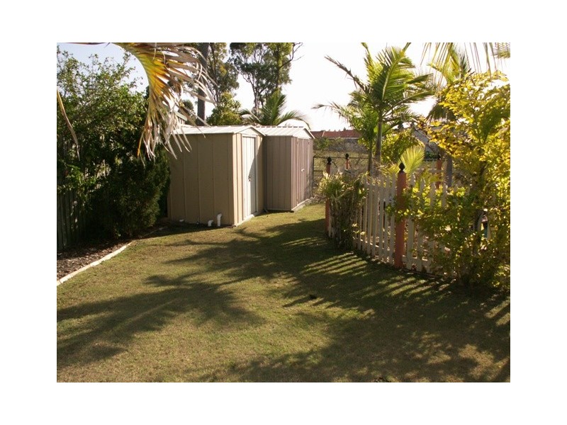 Eli Waters QLD 4655