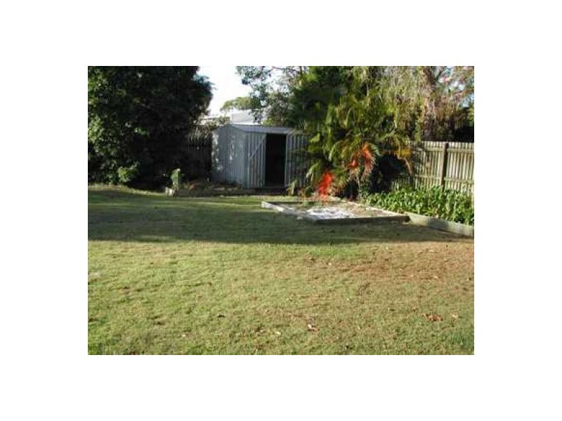 4  Cedar Crescent, Torquay QLD 4655