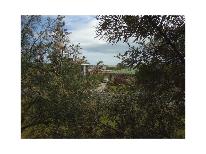 6 Queensbury Grove, Urraween QLD 4655