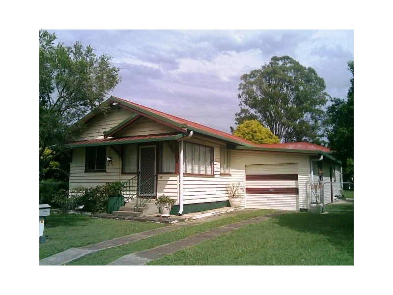 69 Beach Road, Pialba QLD 4655