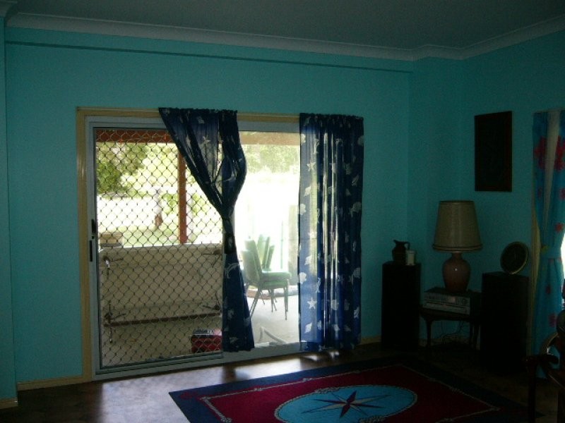 53 Valfern Court Dundowran, Dundowran QLD 4655