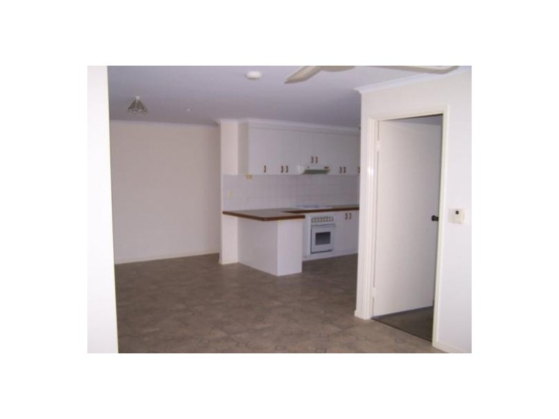 83 Snapper Street, Kawungan, Kawungan QLD 4655