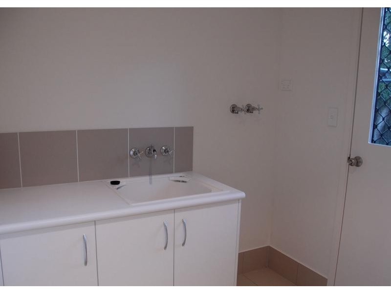 Point Vernon QLD 4655