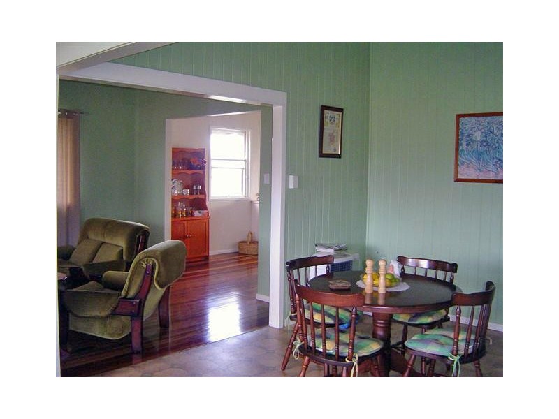 134  Dunford Rd East, Grahams Creek QLD 4650