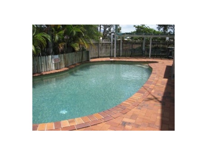 12/4 Pilot, Urangan QLD 4655