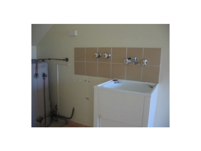 12/4 Pilot, Urangan QLD 4655