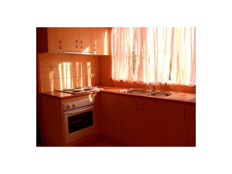 18 Thomas Street, Pialba QLD 4655