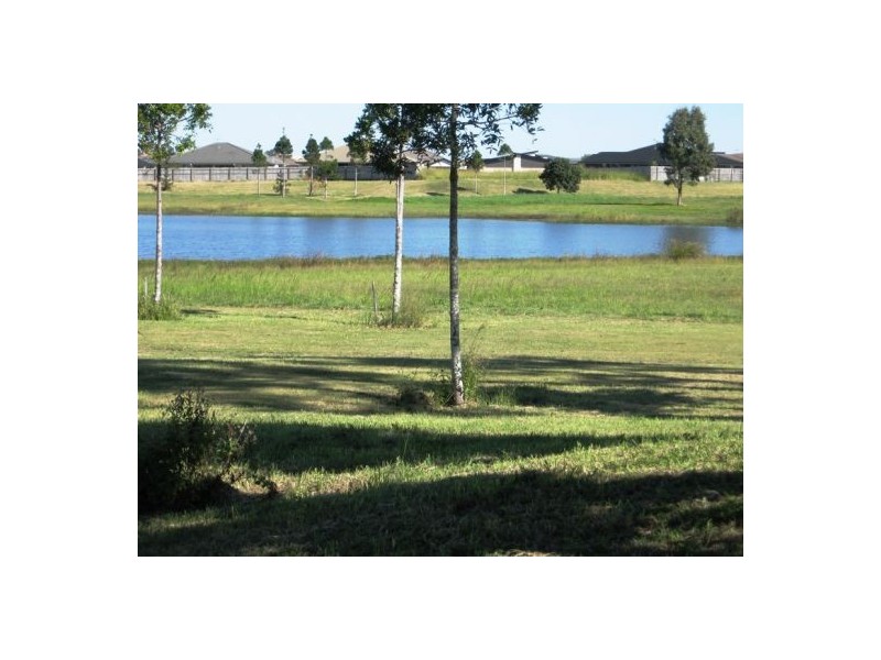 19 Brolga Court, Eli Waters QLD 4655