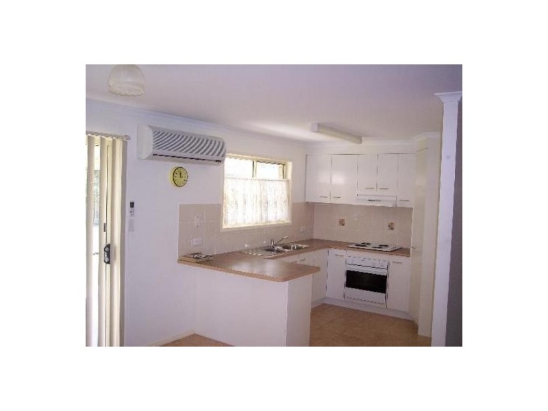 214 Pulgul Street, Urangan QLD 4655