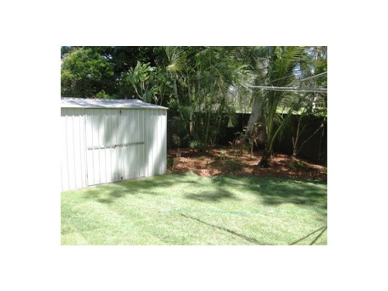 661 Esplanade, Urangan QLD 4655