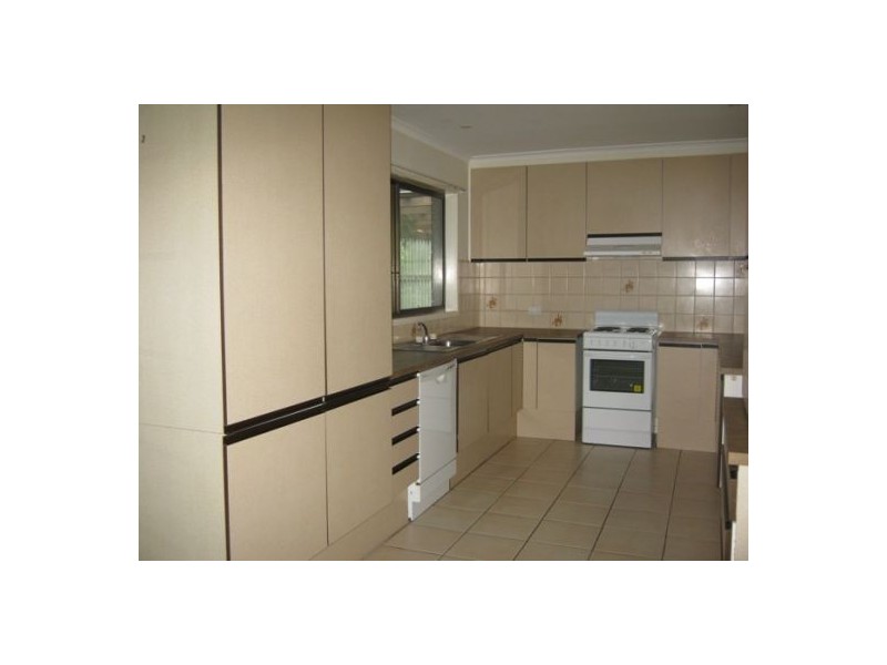 2 Michelle Drive, Point Vernon QLD 4655