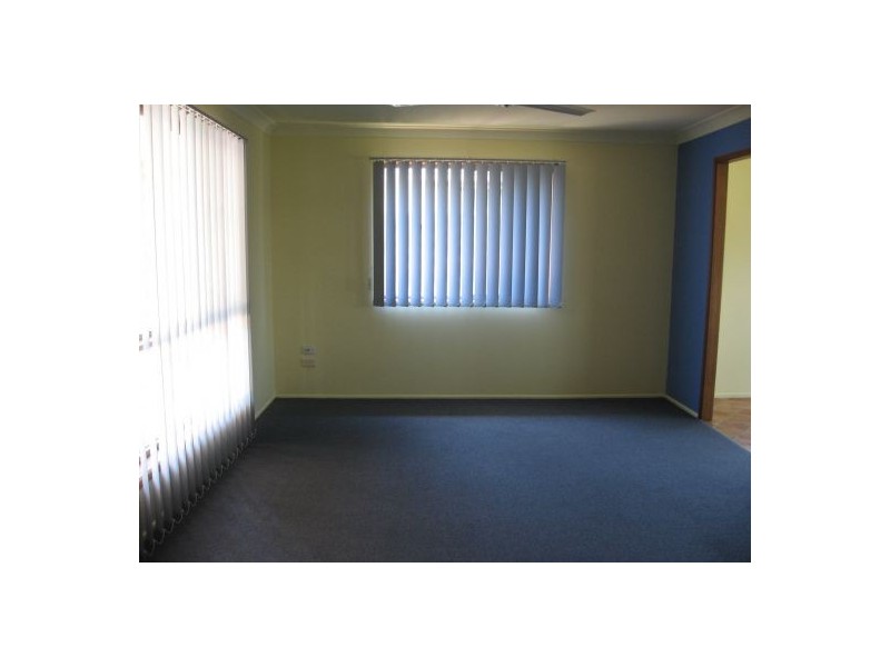 95 Cunningham Street, Urangan QLD 4655