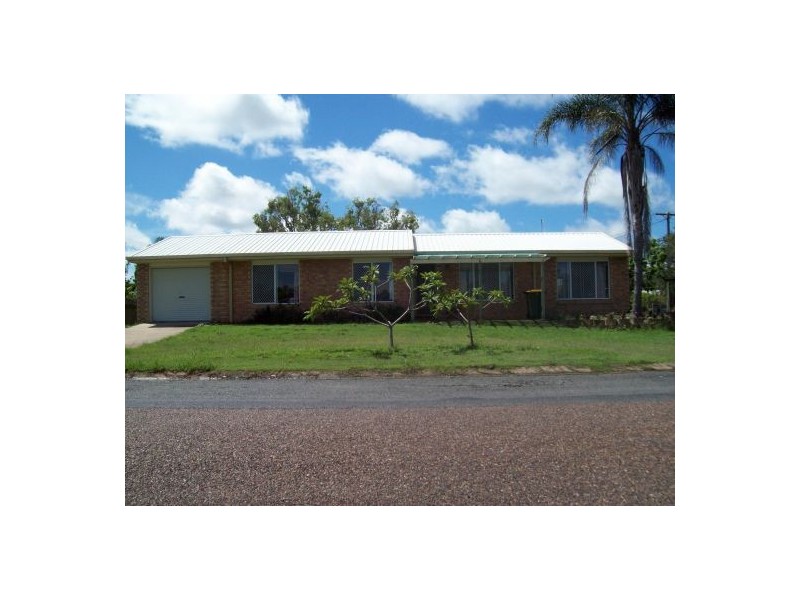26 Fairway Drive, Pialba QLD 4655