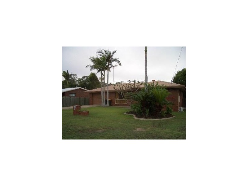 11 Matthew Drive, Urangan QLD 4655