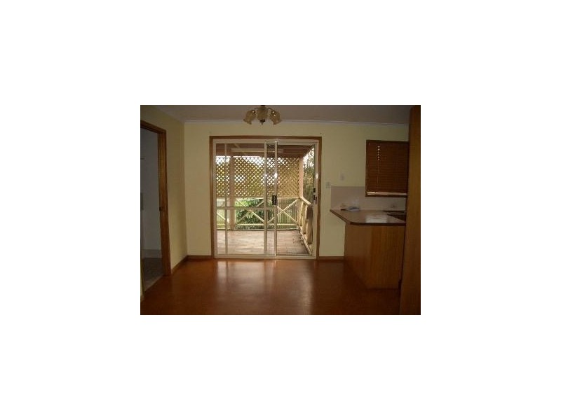 11 Matthew Drive, Urangan QLD 4655