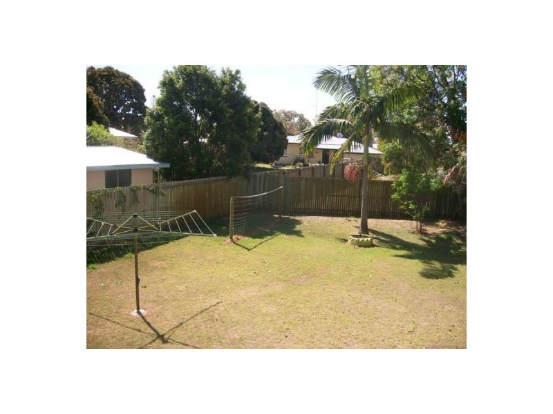12 Cunningham Street, Torquay QLD 4655