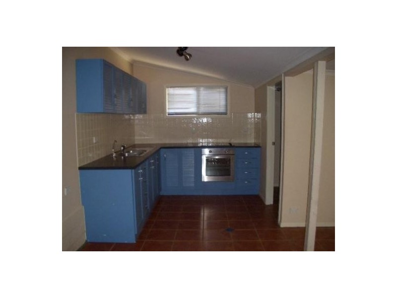 57 King Street, Urangan QLD 4655