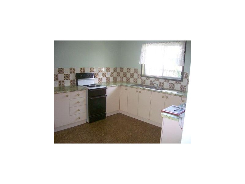 1/6 Moonlight Avenue, Torquay QLD 4655