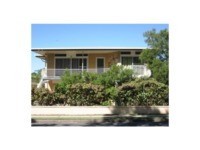 1/533 Esplanade, Urangan QLD 4655
