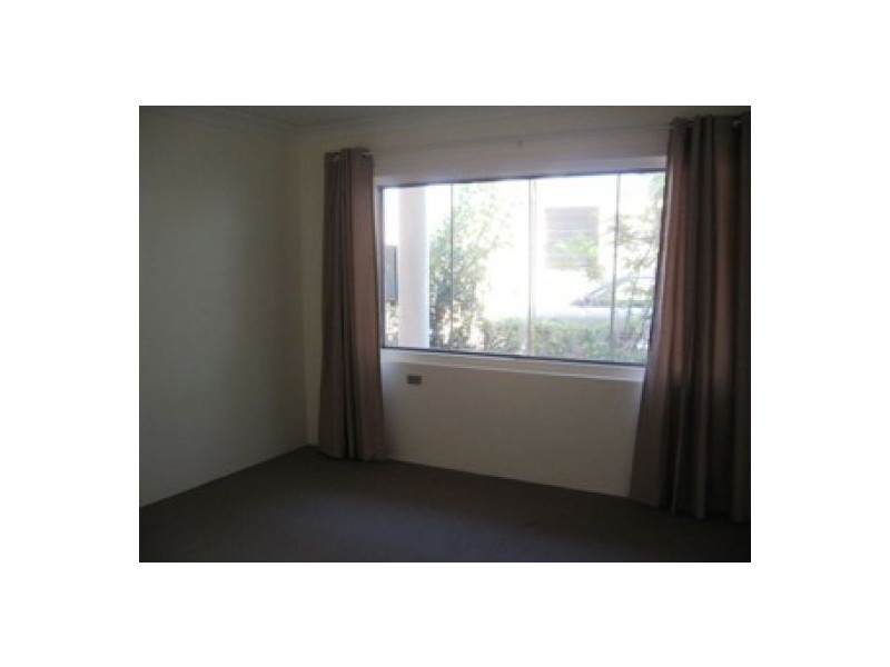 1/533 Esplanade, Urangan QLD 4655