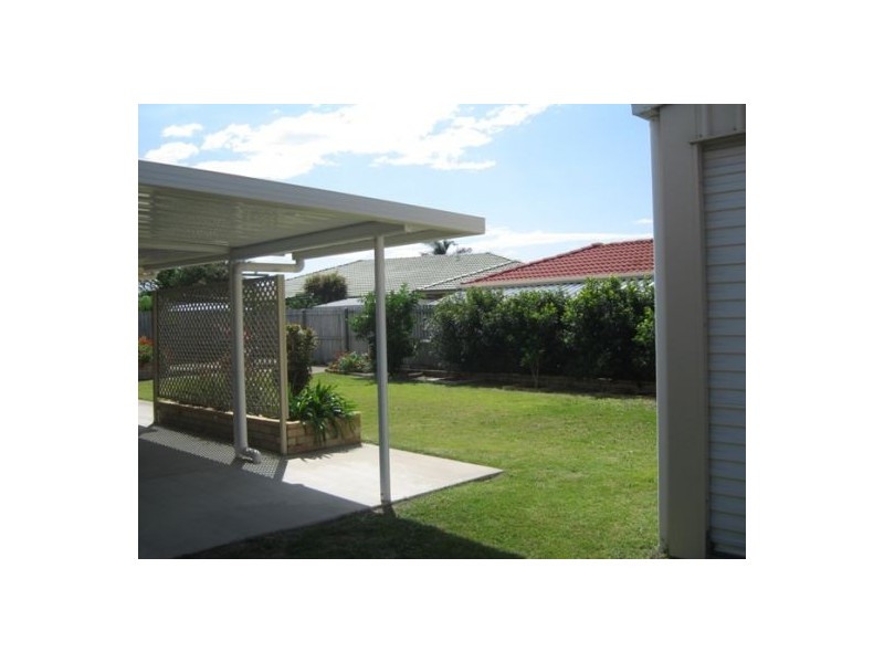 7 Sonder Street, Urangan QLD 4655