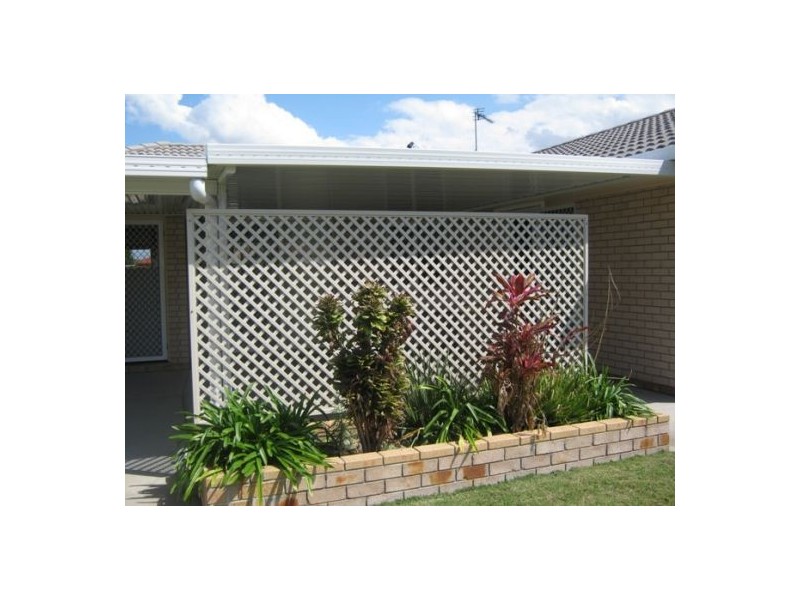 7 Sonder Street, Urangan QLD 4655