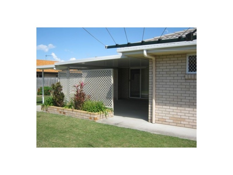 7 Sonder Street, Urangan QLD 4655