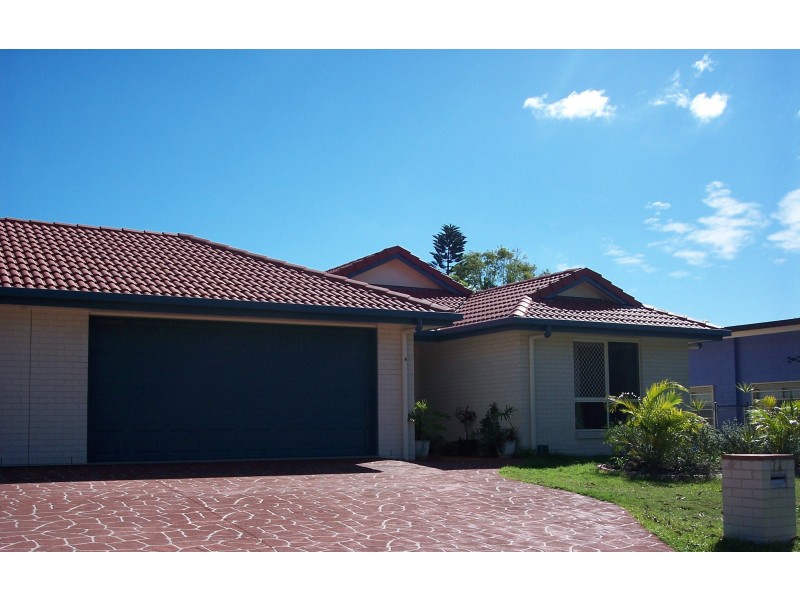 7A Sandy Street, Urangan QLD 4655