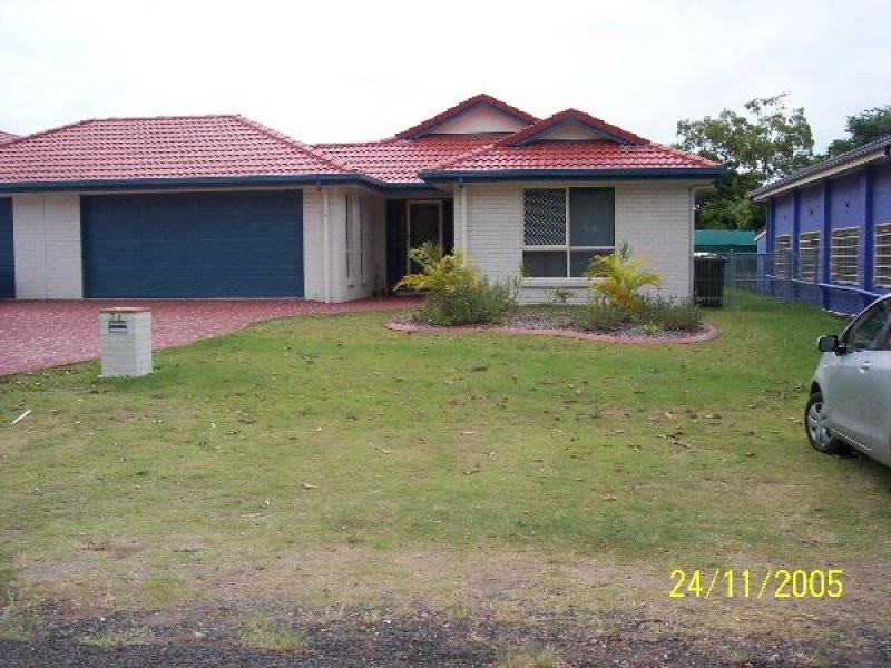 7A Sandy Street, Urangan QLD 4655