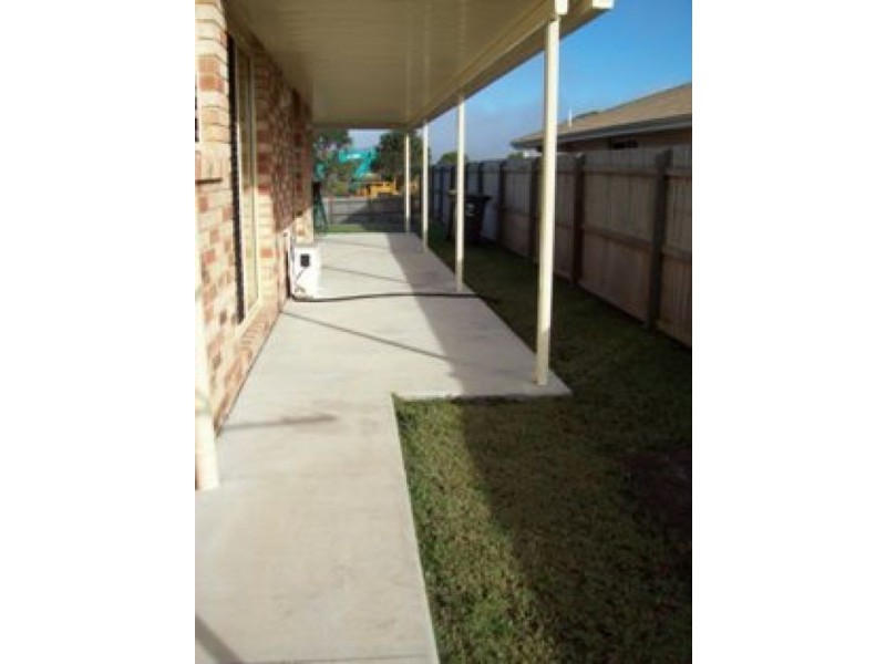 2/58 Saint Josephs Drive, Urraween QLD 4655