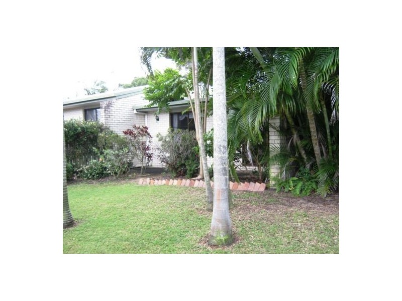 7 Whitby Street, Urangan QLD 4655