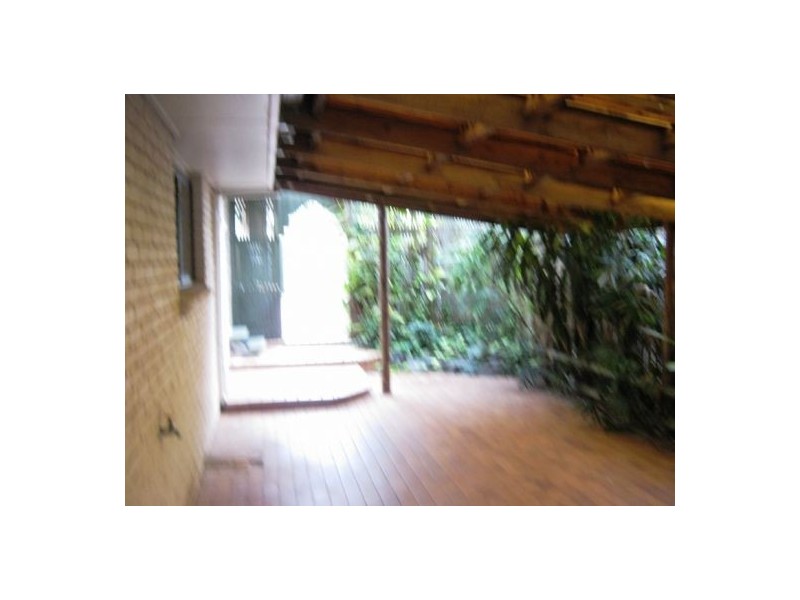 7 Whitby Street, Urangan QLD 4655