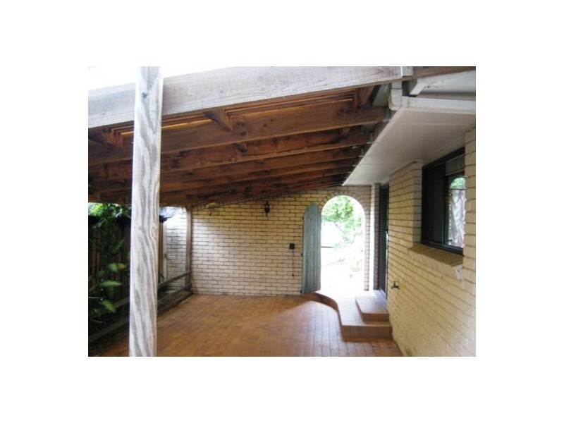 7 Whitby Street, Urangan QLD 4655