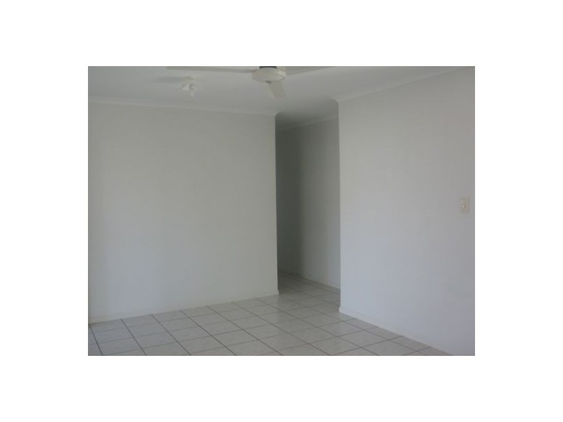 1/47 Miller Street, Urangan QLD 4655