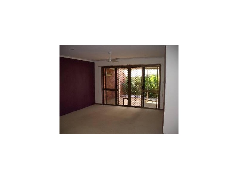 1/130 Cypress Street, Urangan QLD 4655