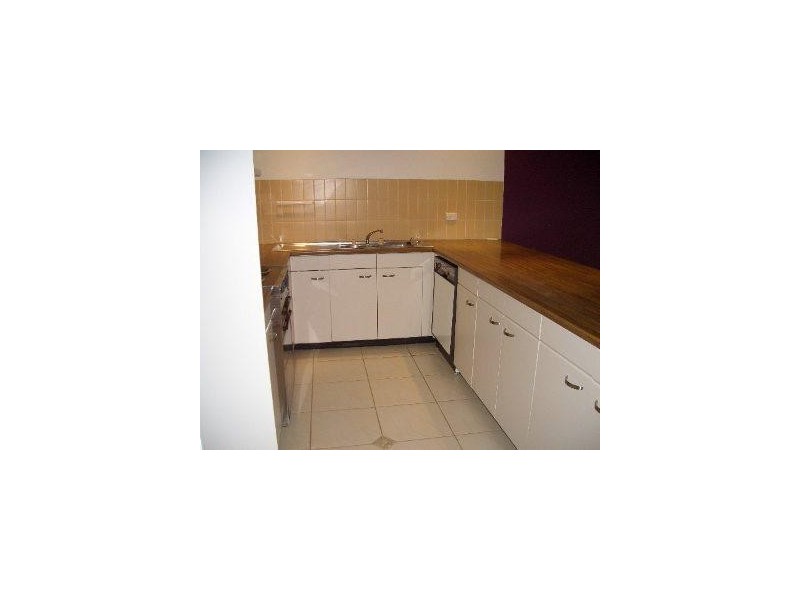 1/130 Cypress Street, Urangan QLD 4655