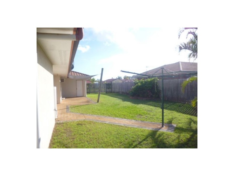 34 Kookaburra Drive, Eli Waters QLD 4655