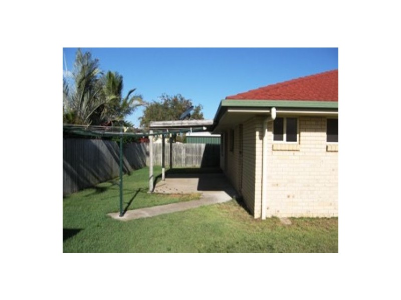 7 Laguna Court, Urangan QLD 4655