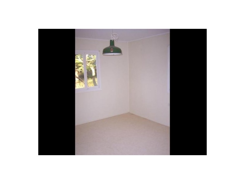 32 Esplanade, Point Vernon QLD 4655