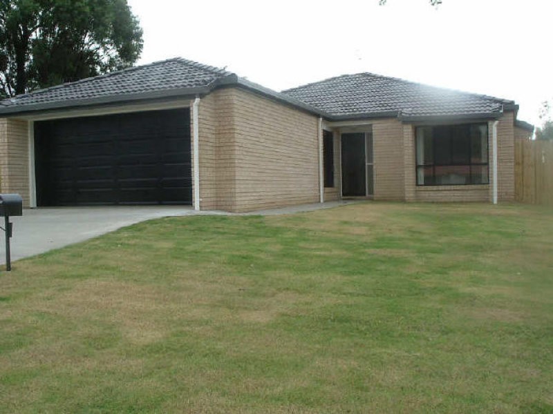 8 Trill Court, Urangan QLD 4655