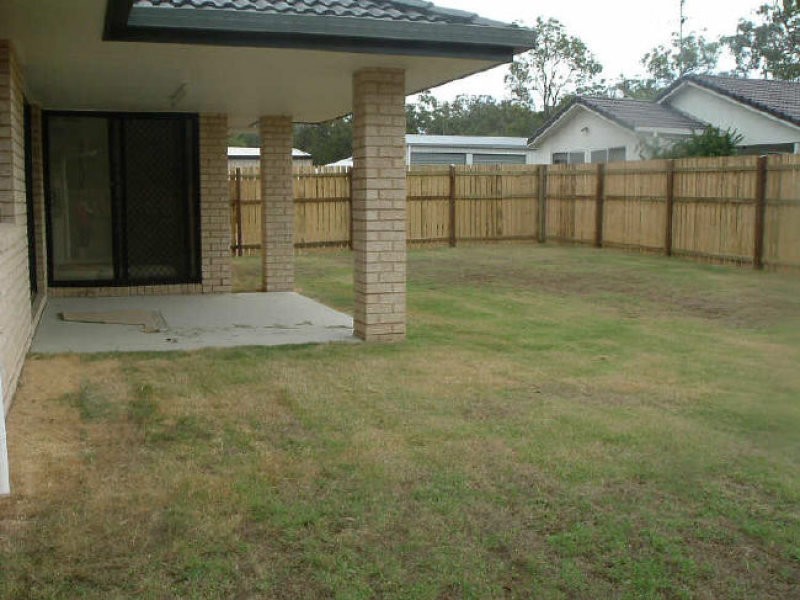 8 Trill Court, Urangan QLD 4655