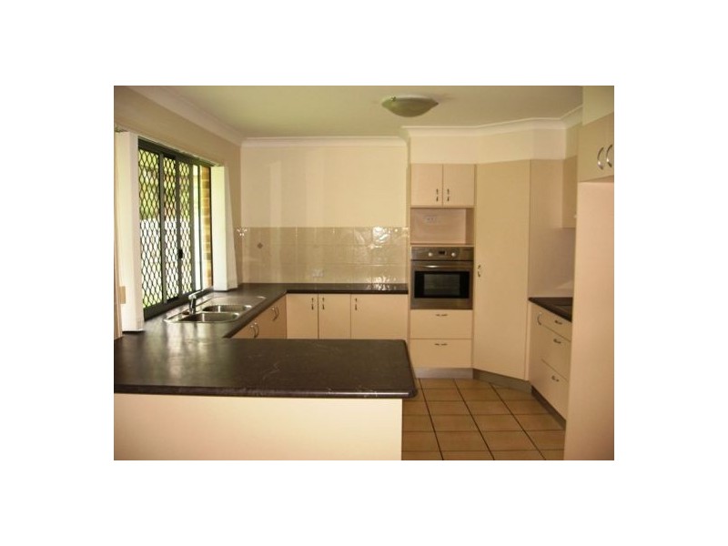 16 Stringybark Drive, Urangan QLD 4655