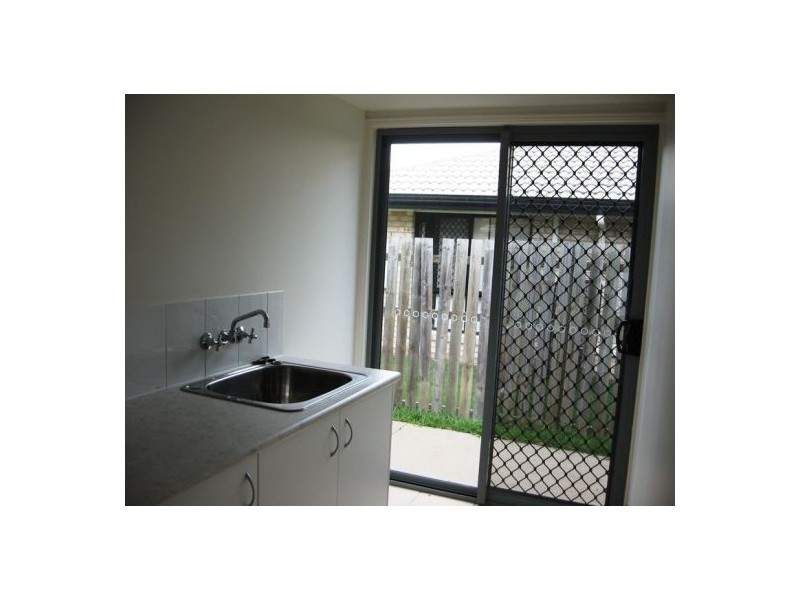 16 Stringybark Drive, Urangan QLD 4655