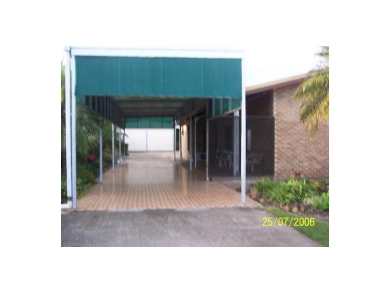76 Miller Street, Urangan QLD 4655