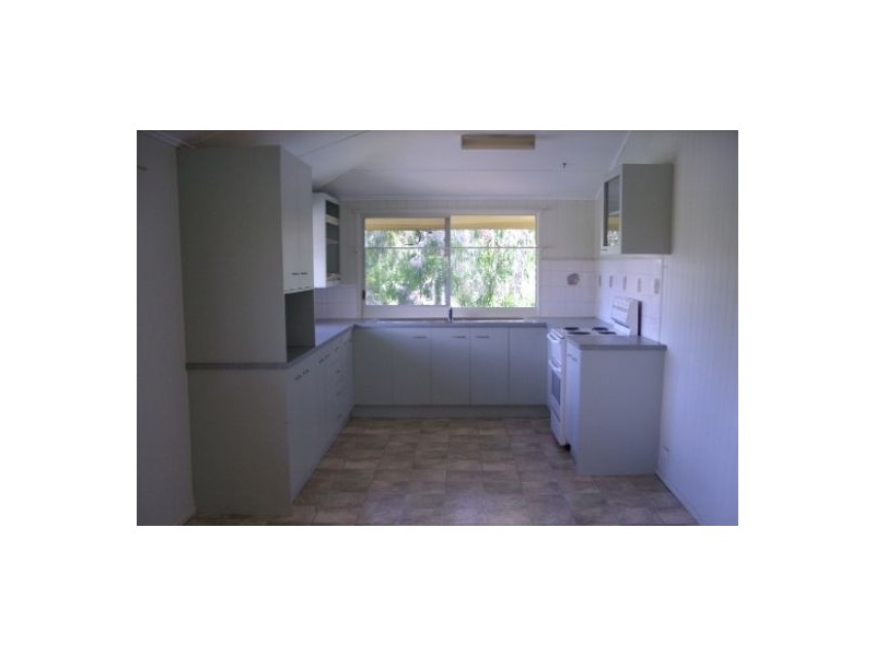 7 Lincolnfield Street, Torquay QLD 4655