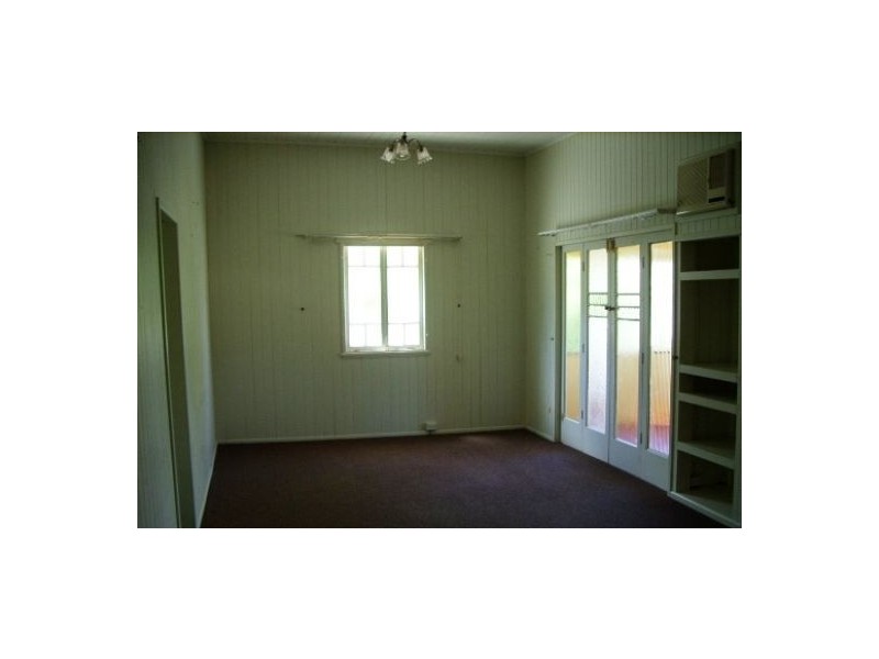 7 Lincolnfield Street, Torquay QLD 4655